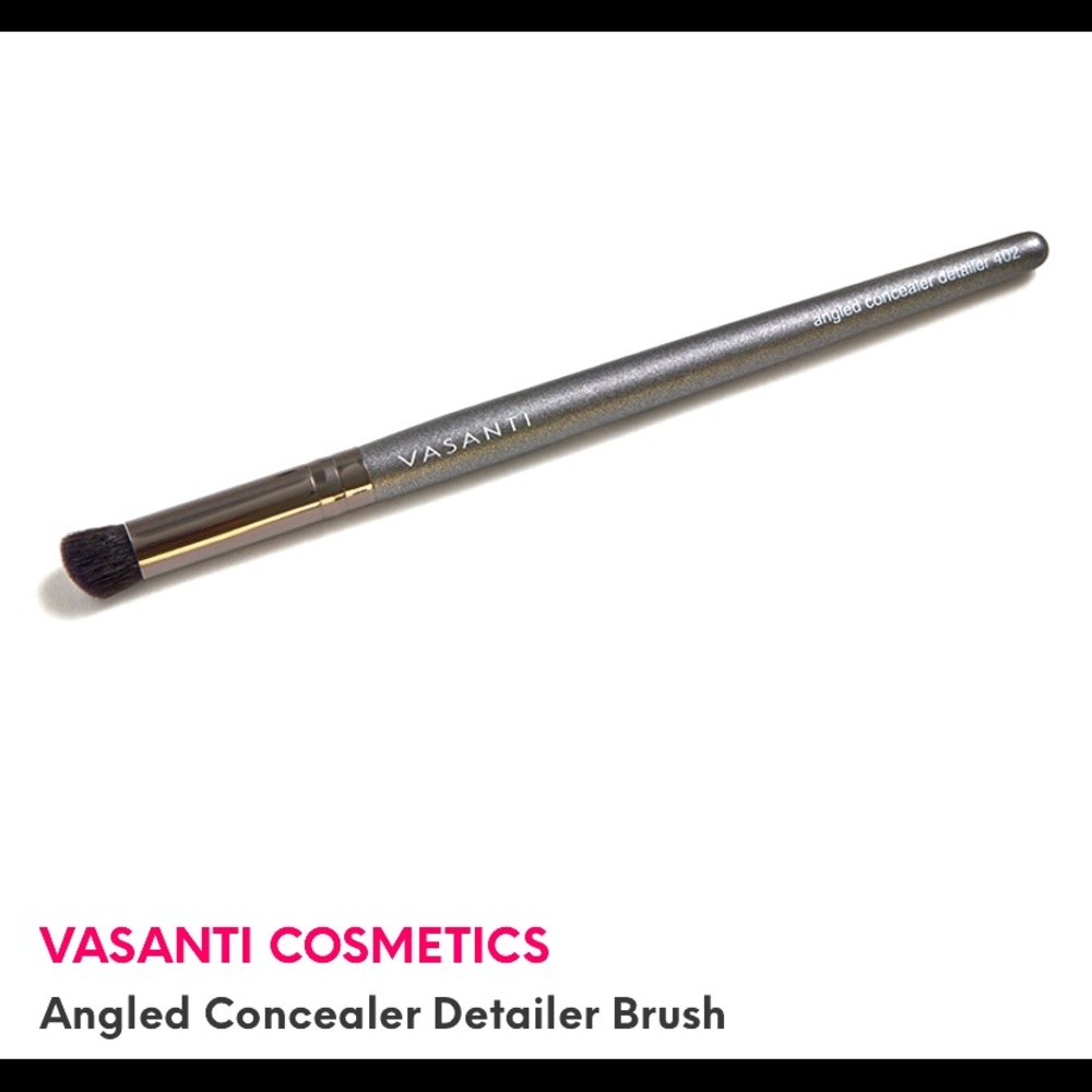 Vasanti 402 Angled Concealer Detailer Brush